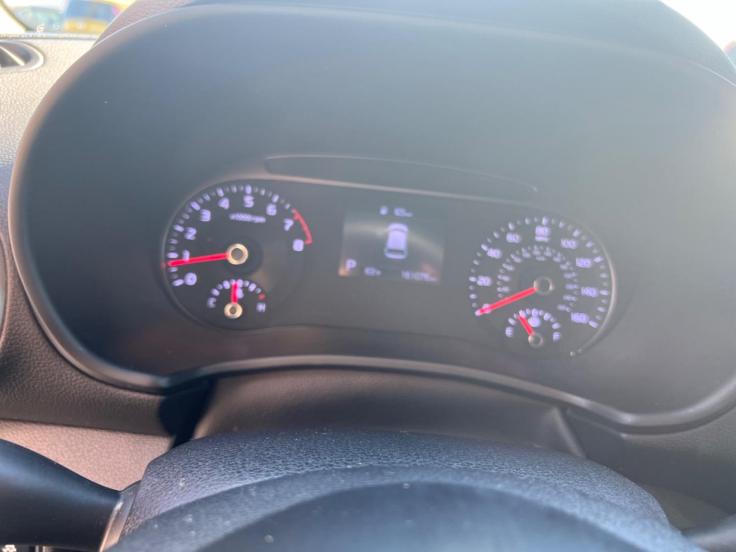 2020 GRAY Kia Soul S (KNDJ23AU6L7) with an 2.0L L4 DOHC 16V engine, CVT transmission, located at 420 I-35E, Lancaster, TX, 75146, (469) 297-4144, 32.593929, -96.823685 - Photo#5